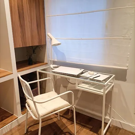 Vivienda Turistica Estacion דירה *