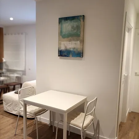 Vivienda Turistica Estacion דירה